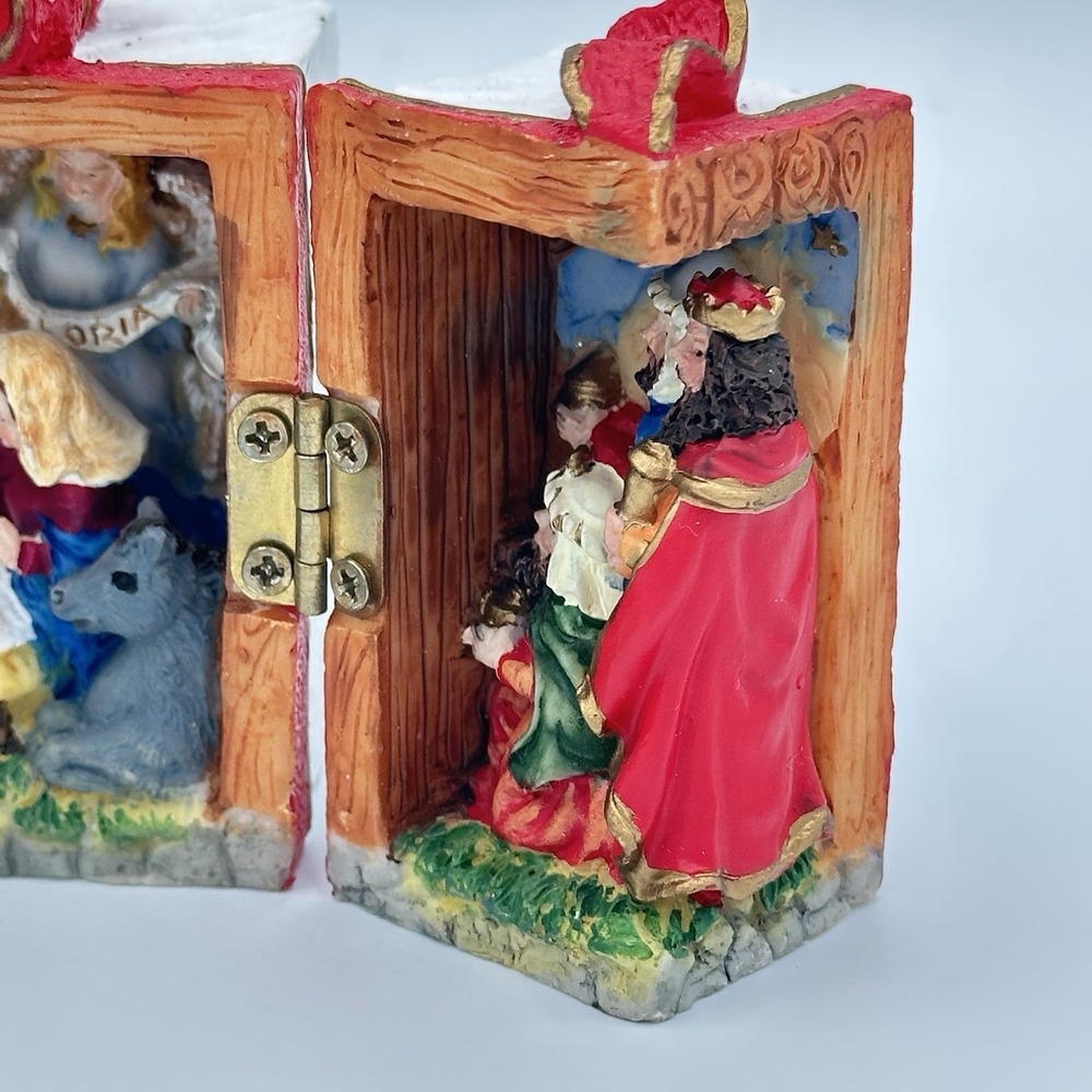 House of Lloyd Christmas Around the World Resin Nativity Gift Box Red Bow 2.25" - Picture 7 of 10